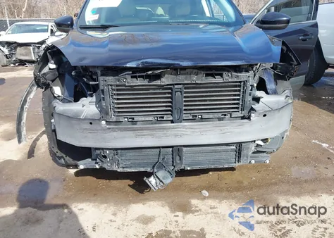 2021 Ford Escape Titanium z USA, uszkodzony, nr VIN 1FMCU9J92MUA78888